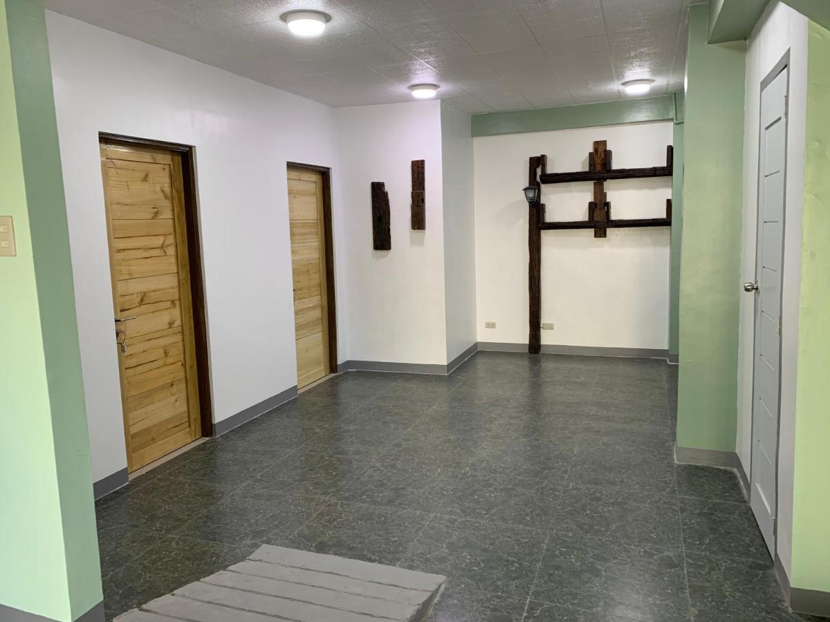 Beinte Singko De Marso Apartments Candon Exterior photo