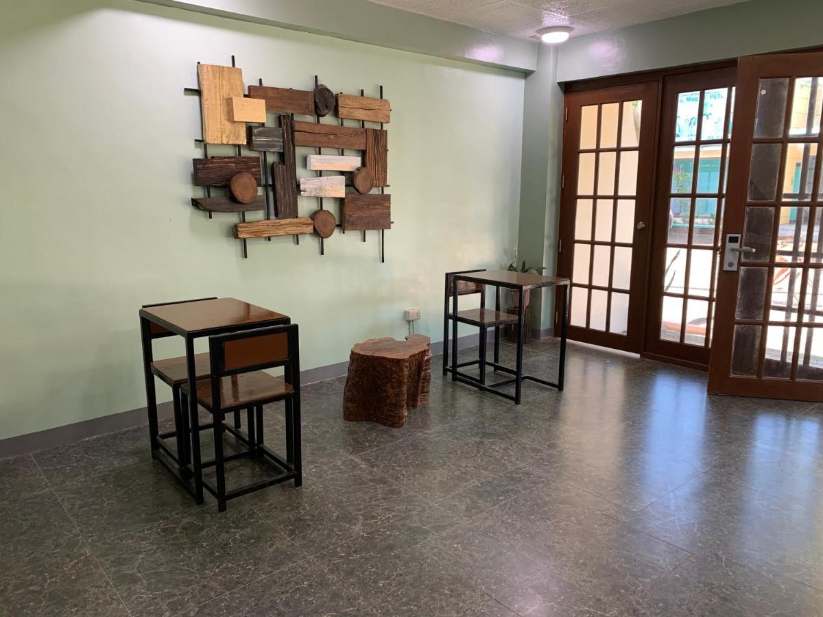 Beinte Singko De Marso Apartments Candon Exterior photo
